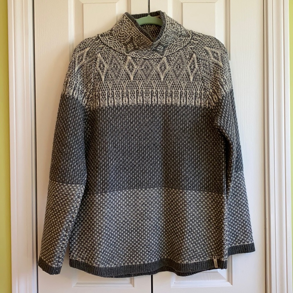 Brand New wool sweater